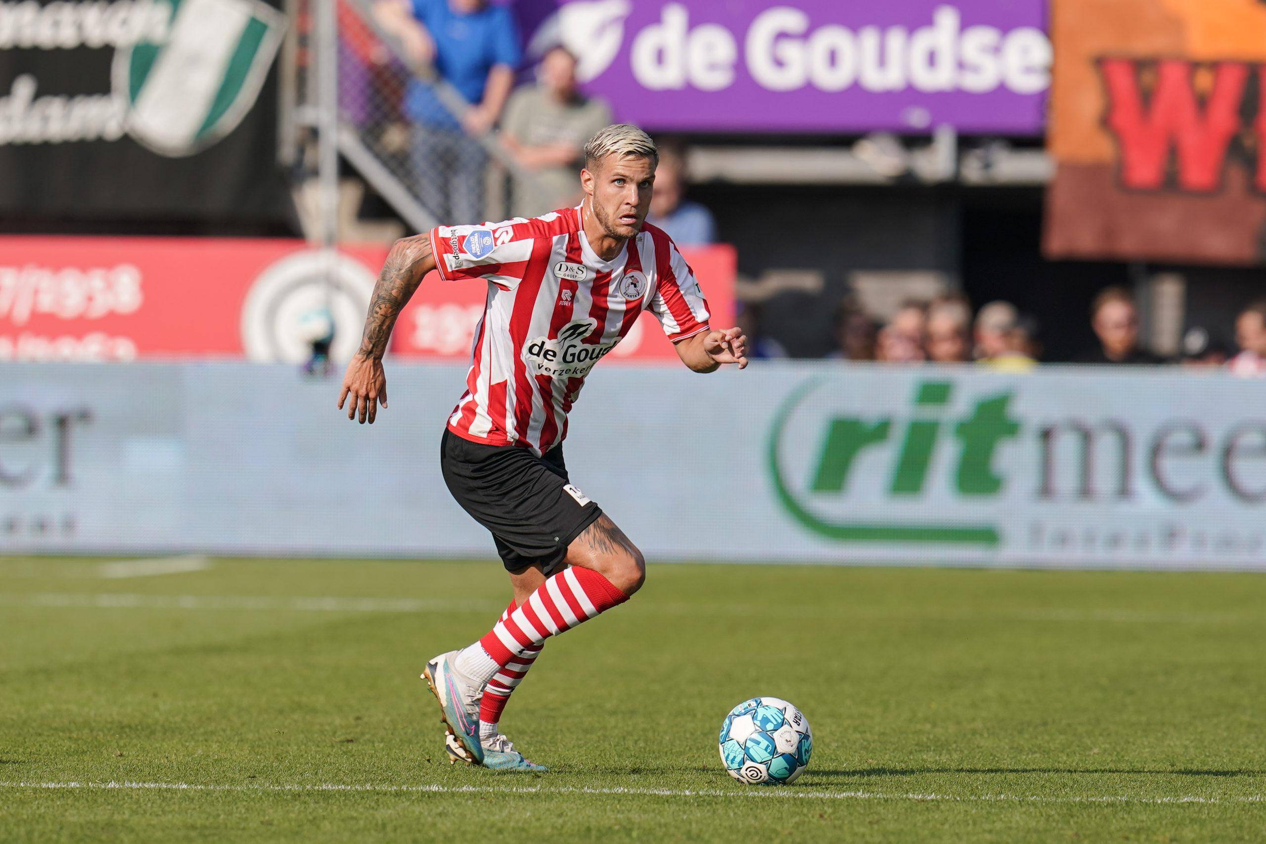 律的胜利 律的胜利